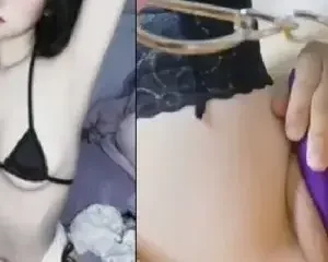 Clip bé Tố Như 2k6 lồn múp thủ dâm nứng chảy nước bím – Viet69