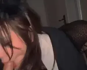 Clip sex Em hot girl thích bú cu người yêu – Cliphot69 – Viet69