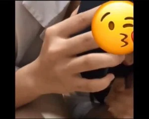 Con đang học nhóm mà mẹ cứ gọi – Viet69
