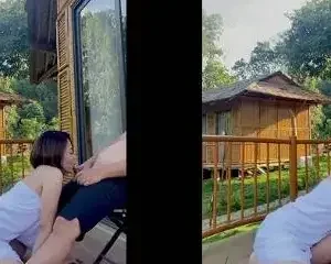 Em gái dâm quỳ gối bú mút ở ban công homestay – Viet69 – Viet69
