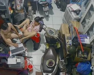 Hack camera vợ đồng Đồng Tháp làm tình trong cửa hàng điện lạnh – 2 – Viet69